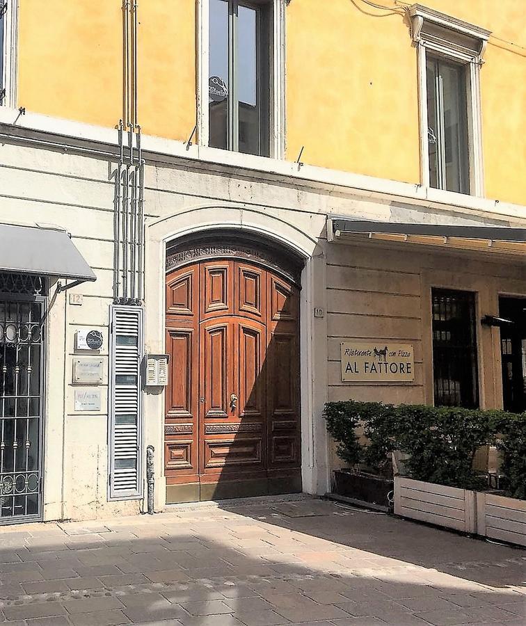 Desenzanoloft Official Partner Marriott Homes & Villas - Let It Be A Dream - Renovation 2025 Lake View Desenzano del Garda Ngoại thất bức ảnh