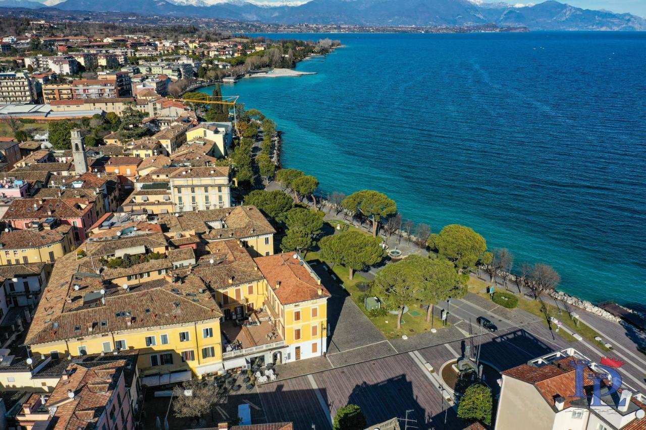 Desenzanoloft Official Partner Marriott Homes & Villas - Let It Be A Dream - Renovation 2025 Lake View Desenzano del Garda Ngoại thất bức ảnh